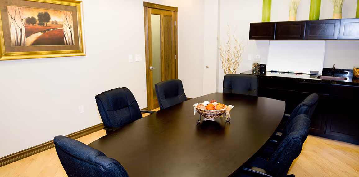 Coworking vs Executive Suite: Which Is Right for Your Business?
